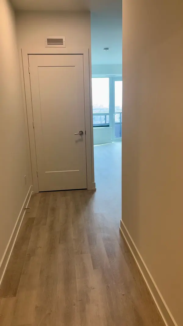 60 Central Park Roadway N/A #1502, Toronto W08, ON M9A 0E6