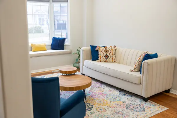 137 Whitwell DR, Brampton, ON L6P 1L2