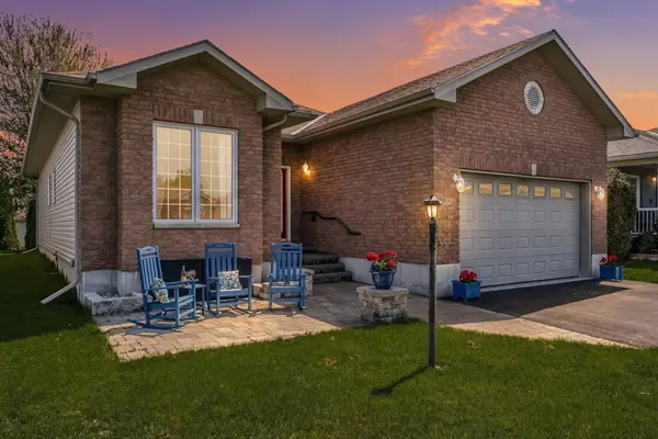 12 Aletha DR, Prince Edward County, ON K0K 3L0