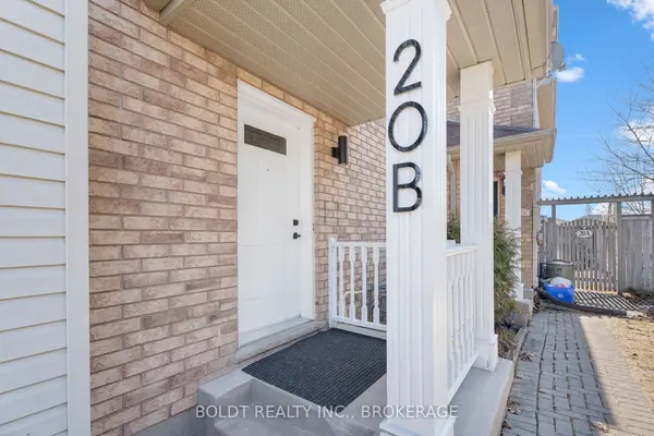 20 B Brown DR, St. Catharines, ON L2S 3Z4