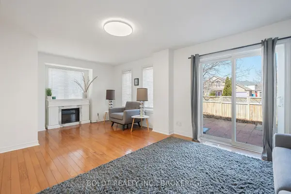 20 B Brown DR, St. Catharines, ON L2S 3Z4