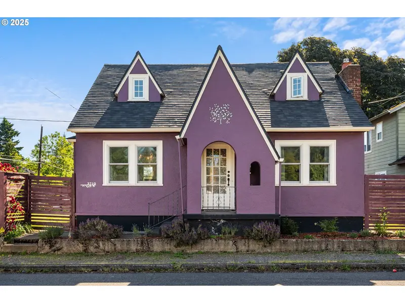 3710 SE 86TH AVE, Portland, OR 97266