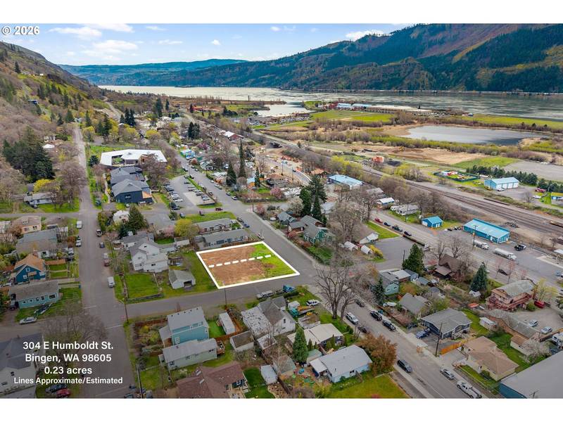 304 E HUMBOLDT ST, Bingen, WA 98605