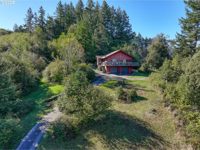 99608 S BANK CHETCO RD, Brookings, OR 97415