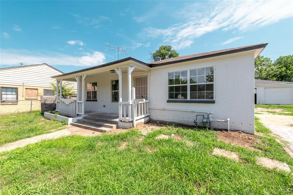 3924 Dismount Street, Dallas, TX 75211