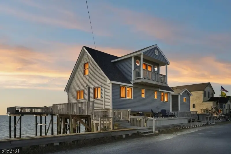 27 S Beach Ave, Middle Twp., NJ 08210