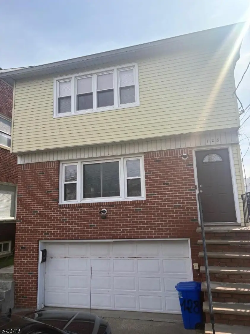 128 Floyd St #2, Belleville Twp., NJ 07109