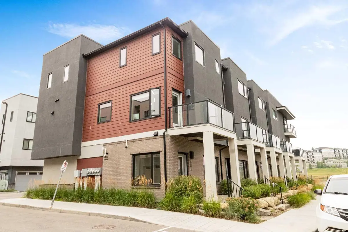 218 Sherwood SQ NW #601, Calgary, AB T3R 0Y2