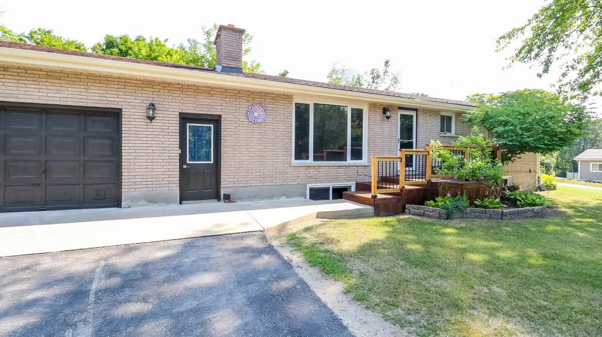 218 Jephson ST, Tay, ON L0K 2A0