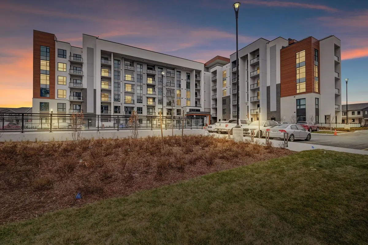 460 Gordon Krantz AVE #616, Milton, ON L9E 1Z2