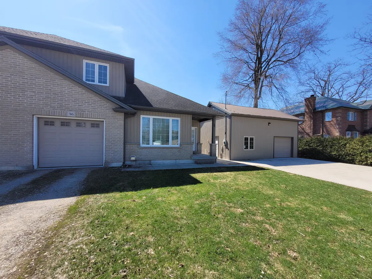 36 Spruce ST W, Aylmer, ON N5H 3J4