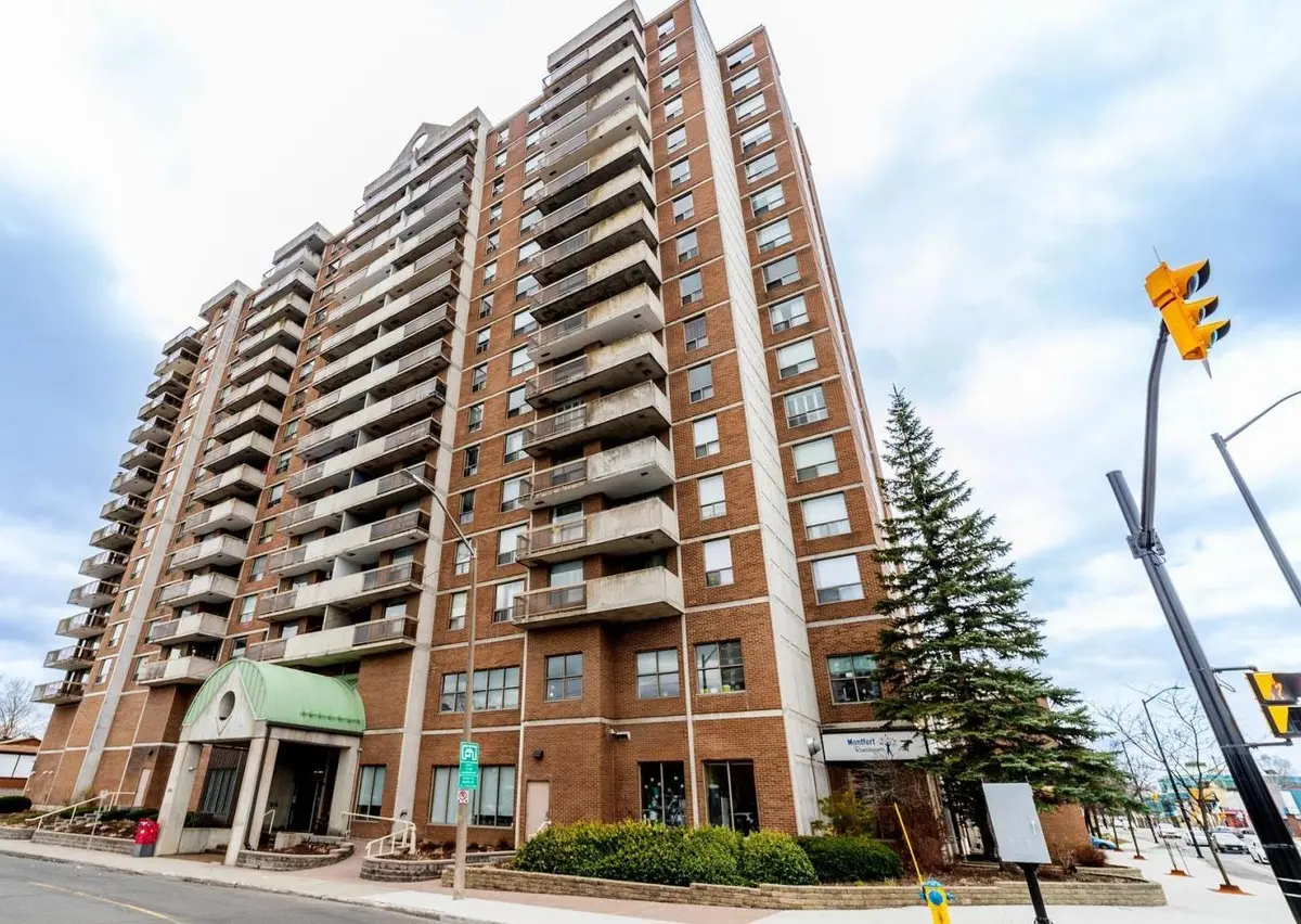 200 Lafontaine AVE #1203, Vanier And Kingsview Park, ON K1L 8K8