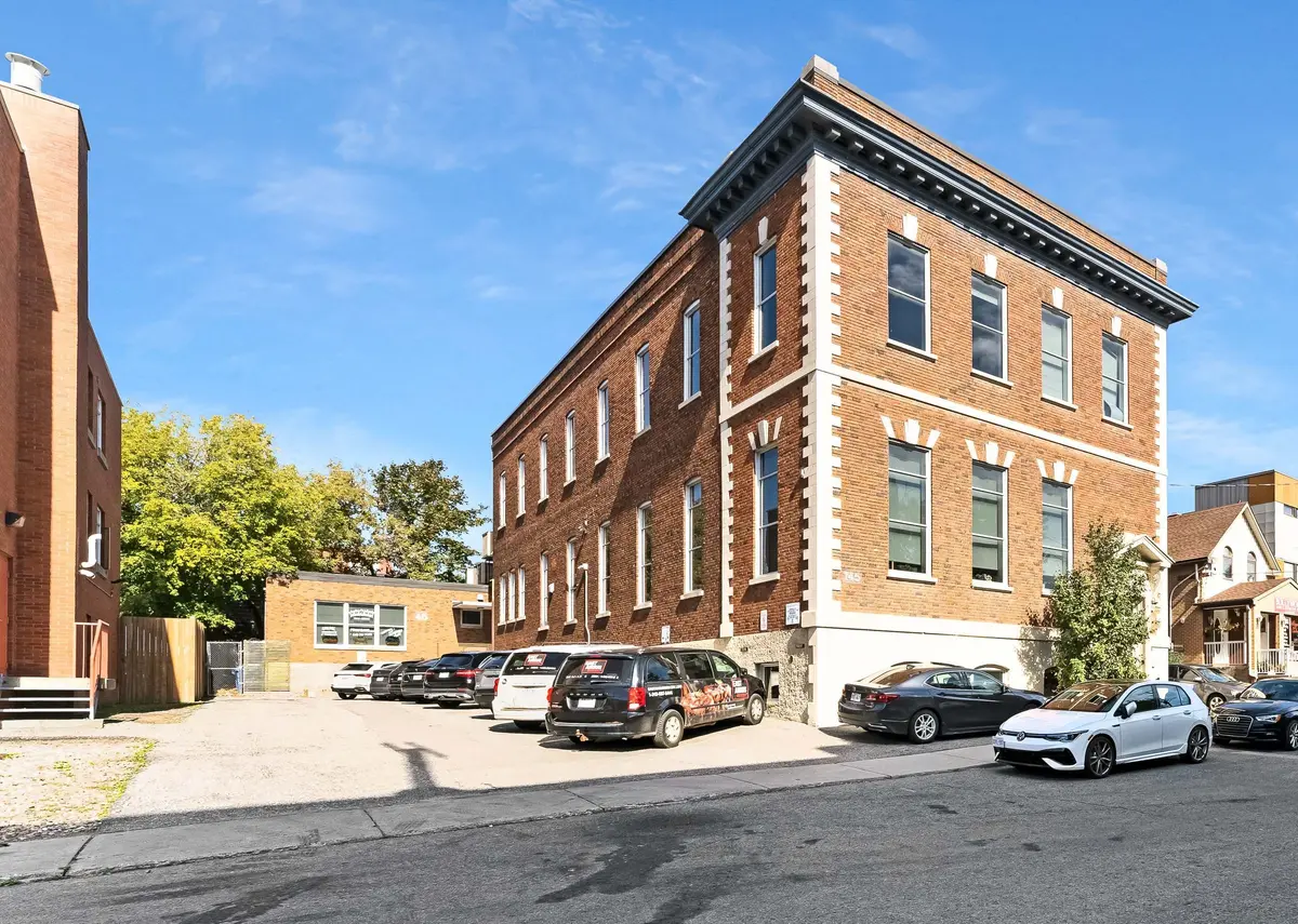 43-45 Eccles ST W, West Centre Town, ON K1R 6S3