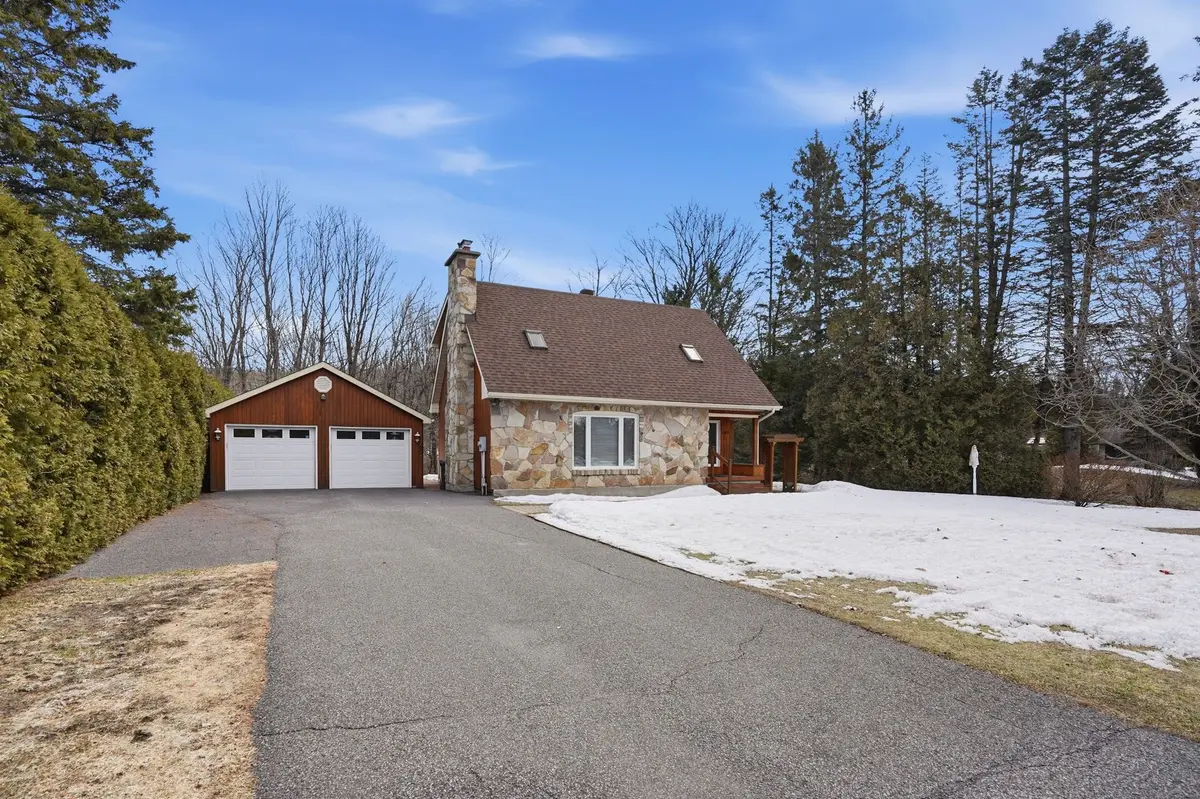 1165 Golf RD, Champlain, ON K6A 2R2