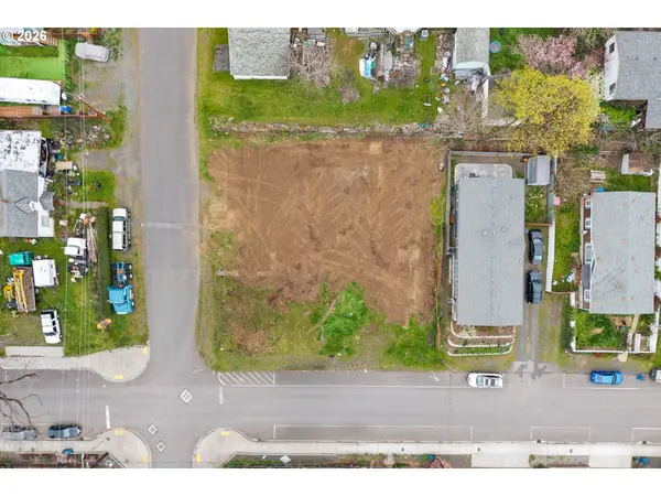 304 E HUMBOLDT ST, Bingen, WA 98605