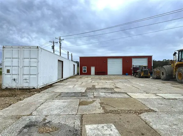 210 N Hurst Road, Burleson, TX 76028