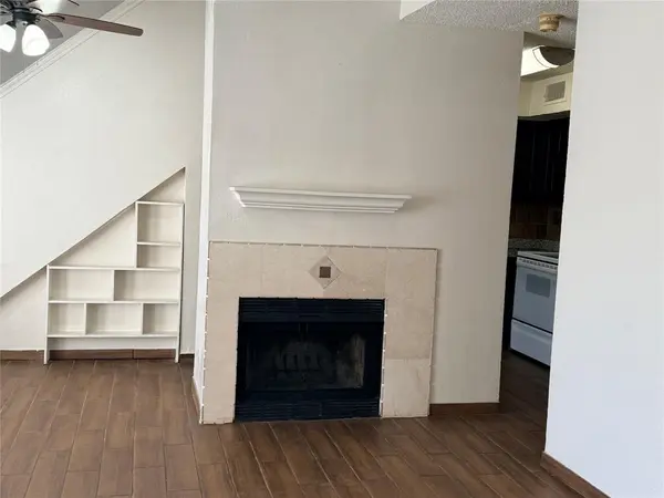 2300 Bamboo Drive #N208, Arlington, TX 76006