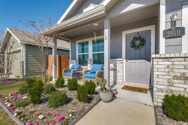 2910 Acacia Drive, Forney, TX 75126