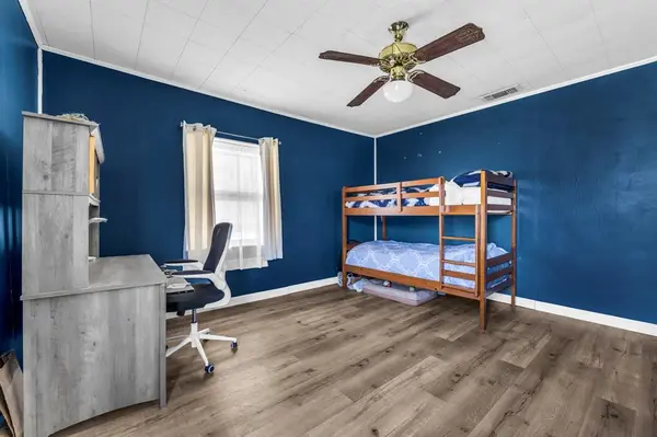 982 N Houston Street, Lorena, TX 76655