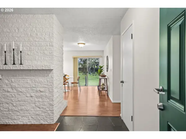 701 NE 194TH AVE, Portland, OR 97230