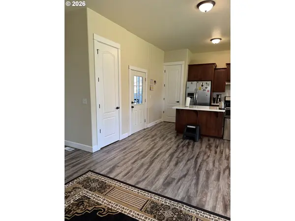 5214 SE 130TH PL, Portland, OR 97236