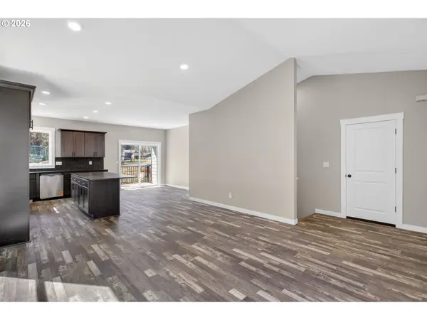 233 E ST, Vernonia, OR 97064