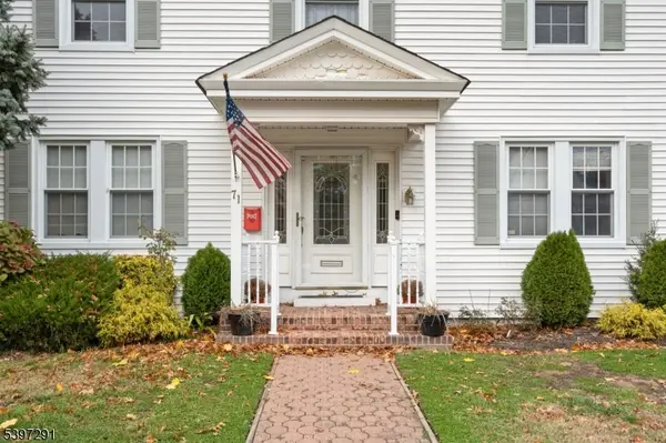 71 Georgian Ct, Hillside Twp., NJ 07205