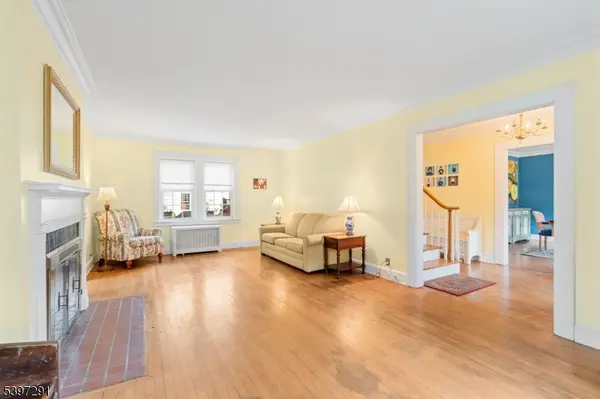 71 Georgian Ct, Hillside Twp., NJ 07205