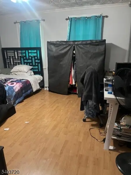 43 Paterson St, Newark City, NJ 07105