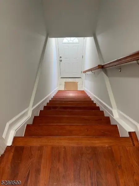 560 N 11Th St, Newark City, NJ 07107