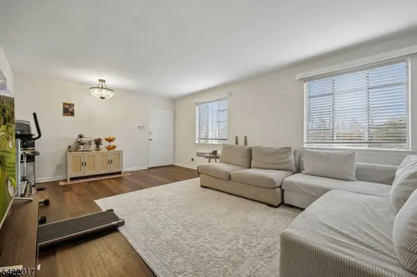 1A Troy Dr #A, Springfield Twp., NJ 07081