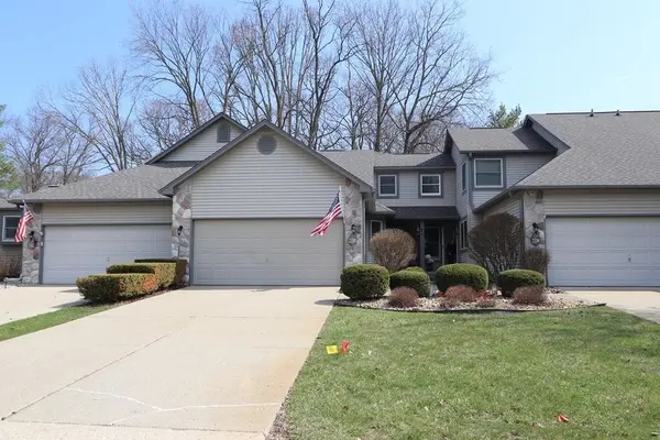 2338 Golden Pond CT, Fenton Twp, MI 48430