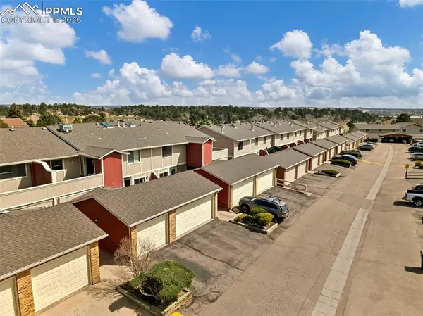 472 W Rockrimmon BLVD #C, Colorado Springs, CO 80919