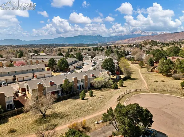 472 W Rockrimmon BLVD #C, Colorado Springs, CO 80919