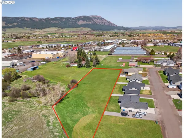 0 White Birch LN, Island City, OR 97850