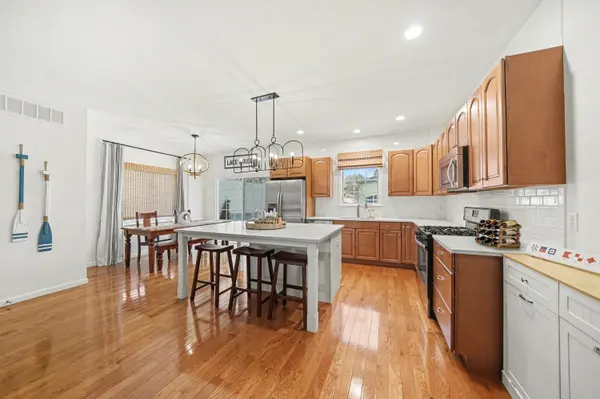 217 W Merchant ST, New Buffalo City, MI 49117