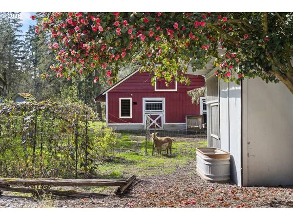 22305 NE ILAFERN LN, Dundee, OR 97115