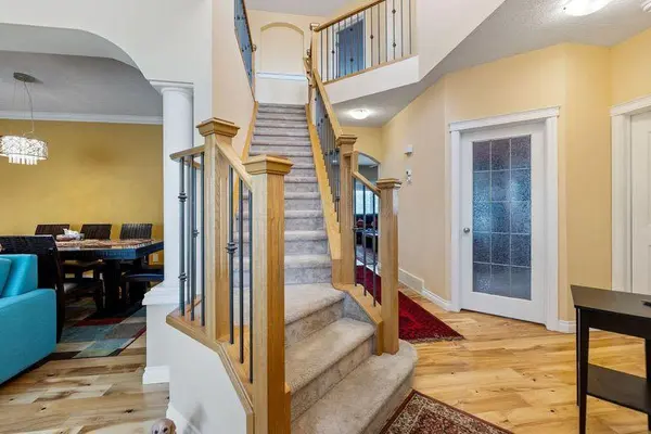 115 Kincora VW NW, Calgary, AB T3R 1M3