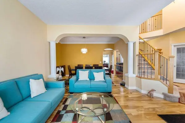 115 Kincora VW NW, Calgary, AB T3R 1M3