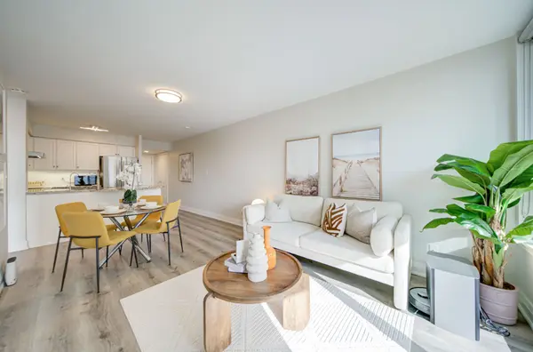 8 Rean DR #1511, Toronto C15, ON M2K 3B9