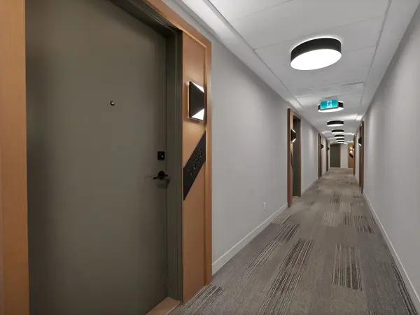 35 Rolling Mills RD #N566, Toronto C08, ON M5A 0V6