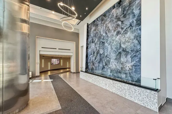 373 Front ST W #1102, Toronto C01, ON M5V 3R7