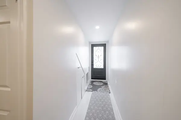 22 Yucatan RD #Lower, Toronto C15, ON M2H 2K8