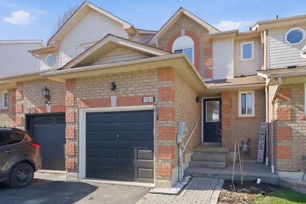 101 Trewin LN, Clarington, ON L1C 4X3