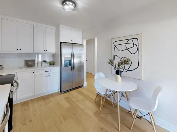 8 Lombardy CRES, Toronto E04, ON M1K 4N8