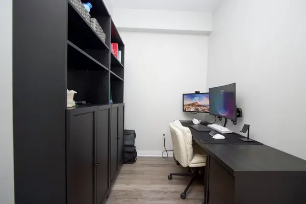 65 Shipway AVE #210, Clarington, ON L1B 0B7