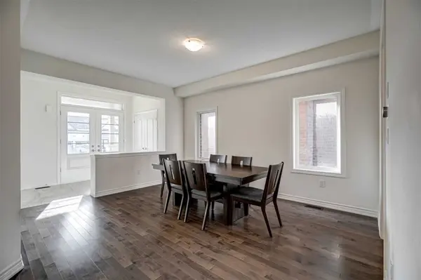 108 Connell DR, Georgina, ON K7N 0A1