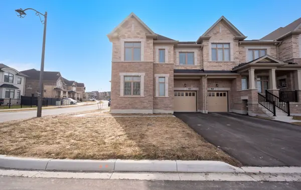 15 BOWLINE VISTA N/A, East Gwillimbury, ON L9N 0V9
