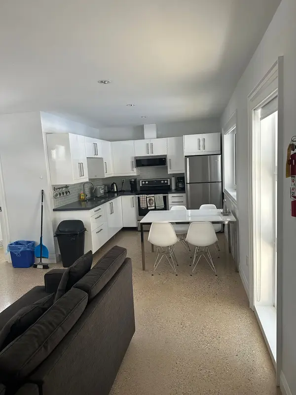 1054 Lawson RD, Tiny, ON L0L 1P0