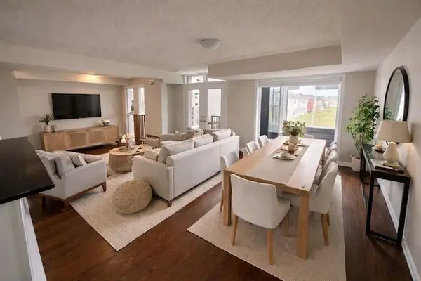 140 Nottingham RD #1, Barrie, ON L9J 0L7